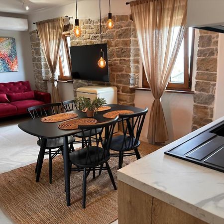 Apartments Groznjan Luaran gambar